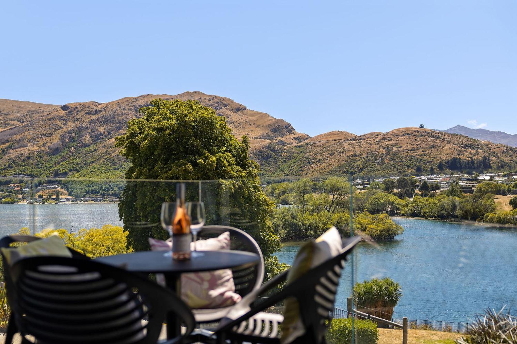 Homestead Retreat - 2 Bedroom - Lake View Queenstown Ngoại thất bức ảnh